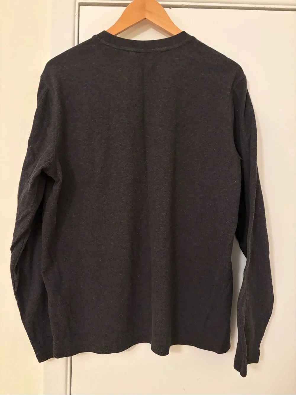 Banana Republic Men's Long Sleeve Crewneck Tee - Dark Charcoal